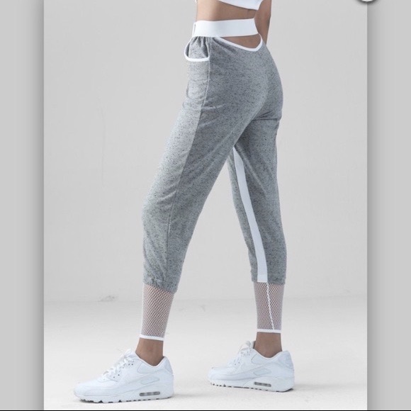 Nün Bangkok red horizon sweats - Picture 4 of 9